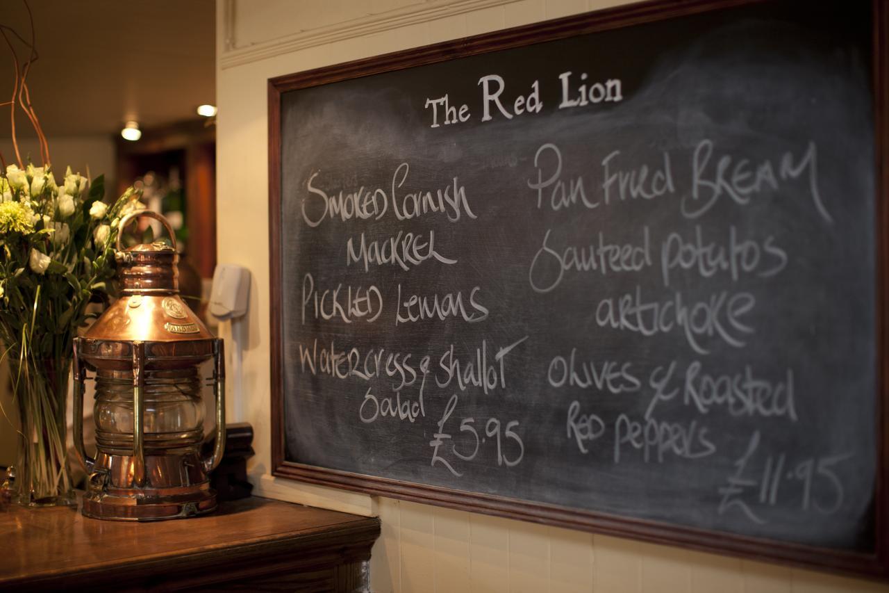 The Red Lion Hotel East Haddon Exterior photo