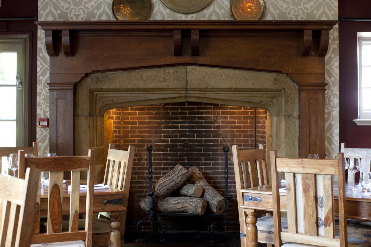 The Red Lion Hotel East Haddon Exterior photo